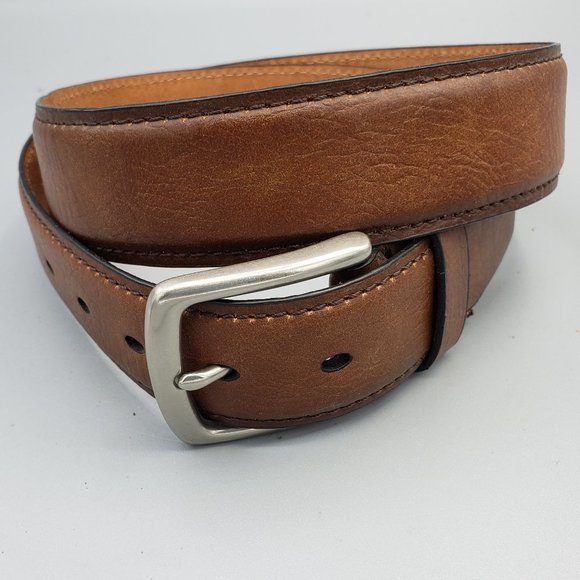 Levi's Other - Levi's Men's Leather Belt Size 36